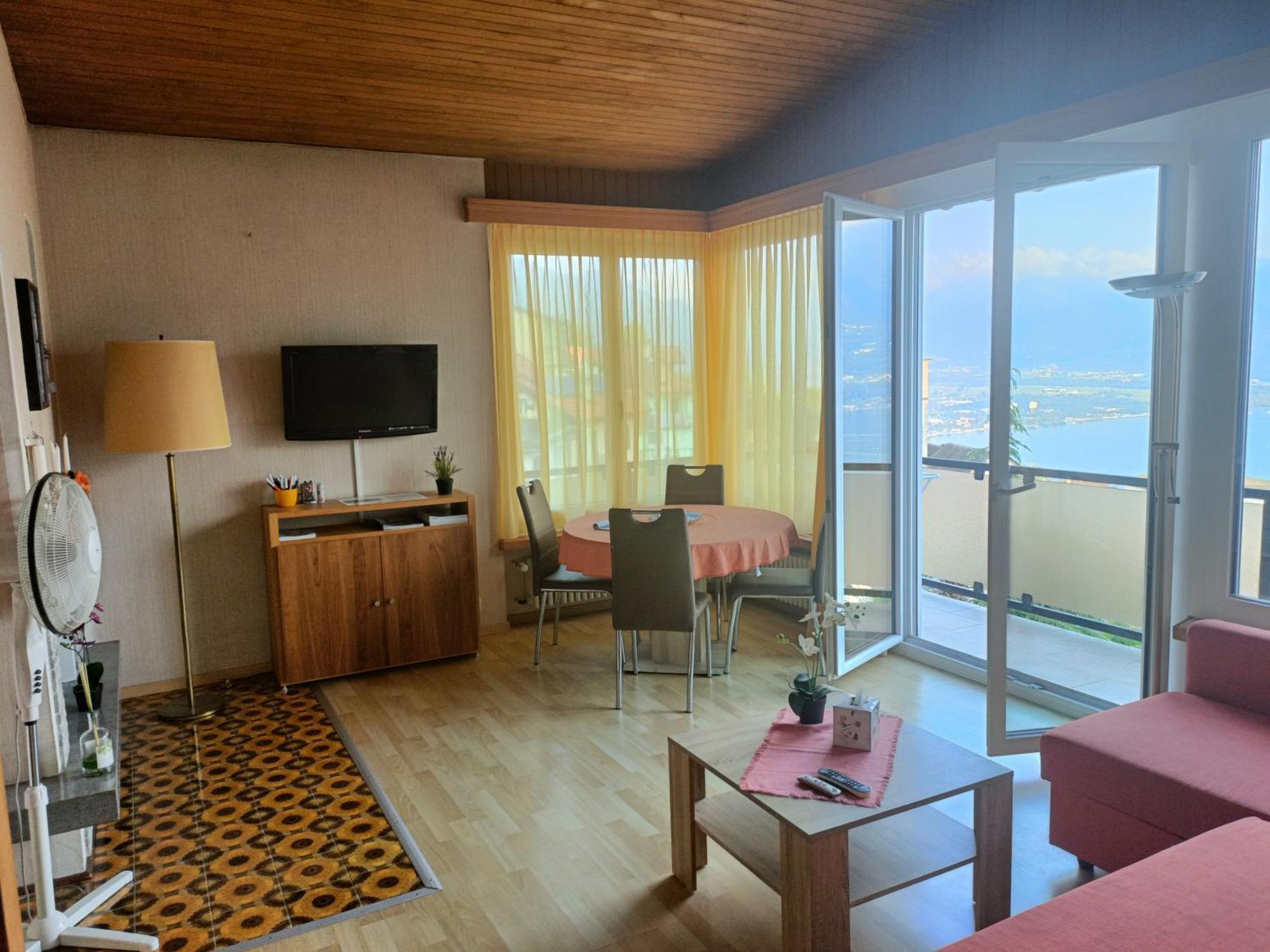 Casa Franceschini Apartment โลการ์โน ภายนอก รูปภาพ